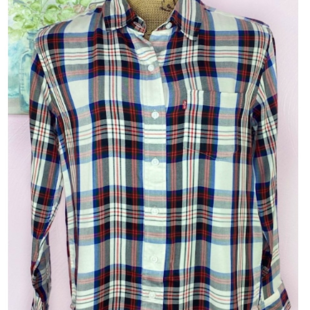 Levi’s Boyfriend Fit Flannel